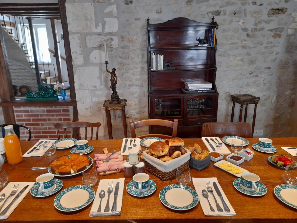 Bed and Breakfast Aux Sources De Ouanne Exterior foto