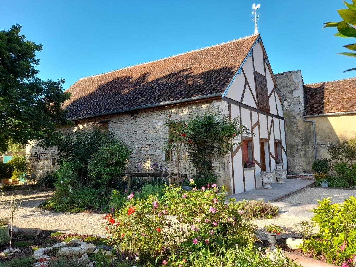 Bed and Breakfast Aux Sources De Ouanne Exterior foto